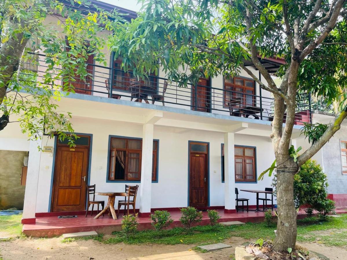 Parakum Rest Rooms Polonnaruwa Εξωτερικό φωτογραφία